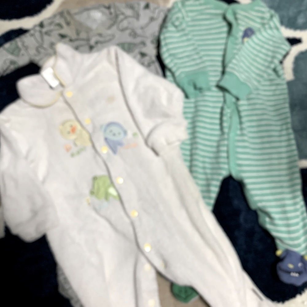 3 pairs button up foot pajamas 9-12 month